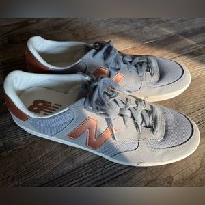 New Balance 300 Womens Lifestyle Sneakers